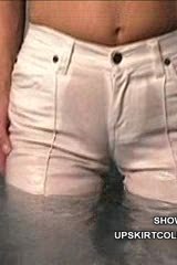 Cameltoe in wet pants